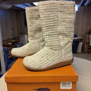 Women's Rocket Dog 2 Tone Cable Knit Boot - Size 8M